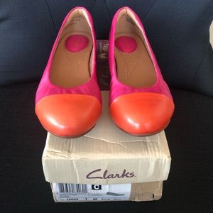 Clarks flats